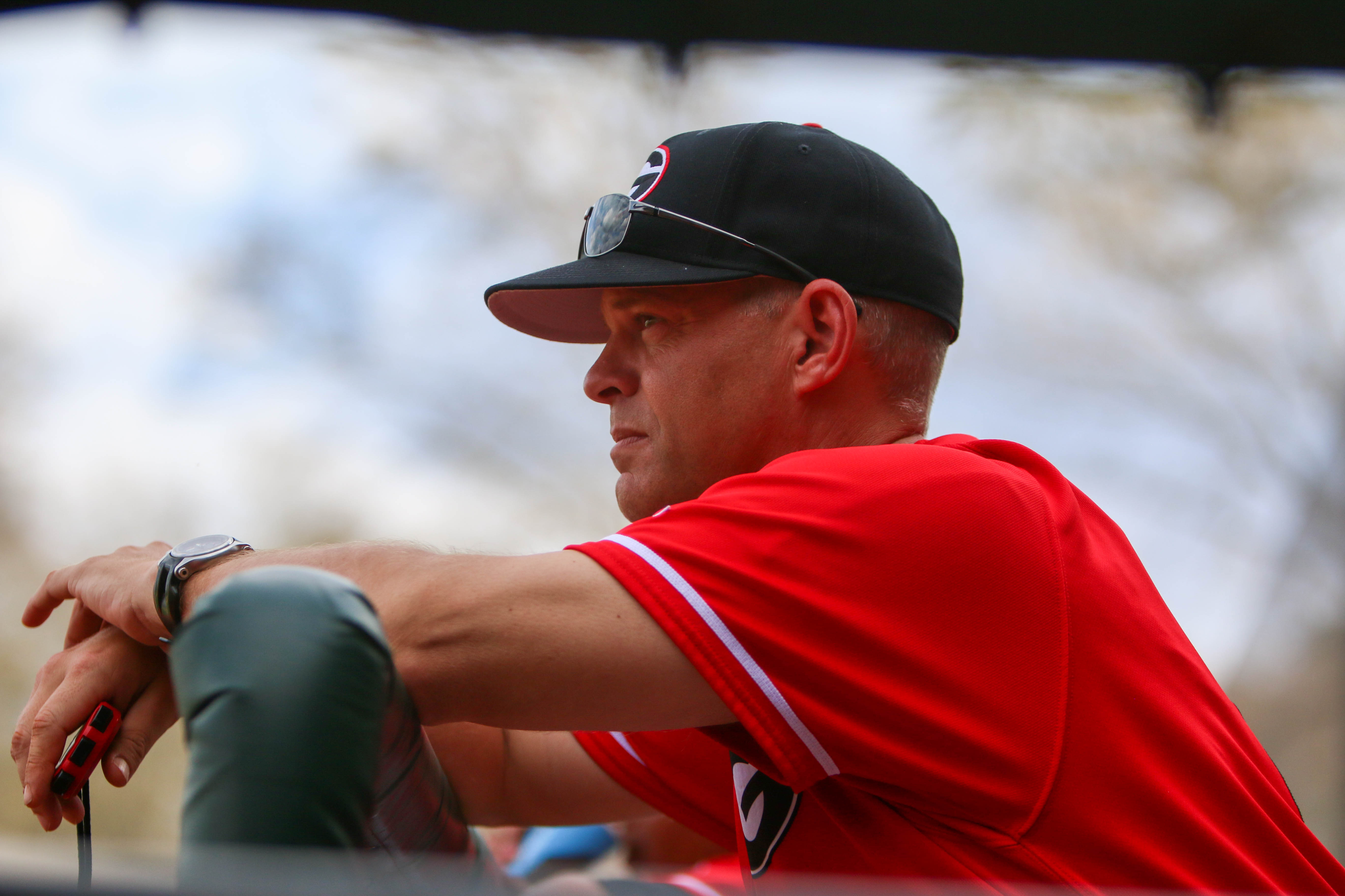 UGA baseball piles on runs to beat UK baseball